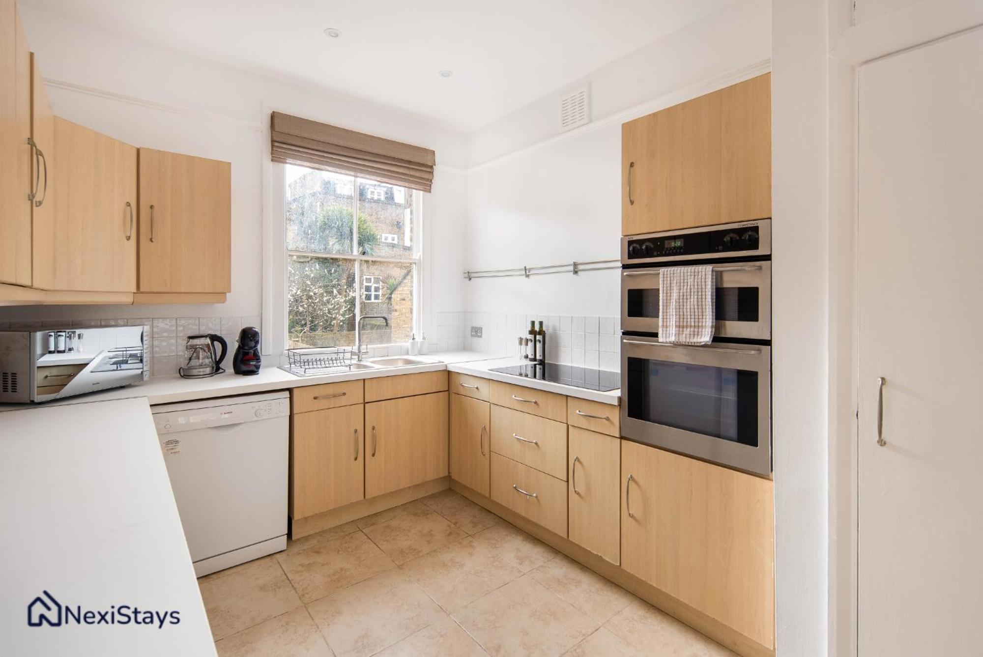 Апартаменты 10 Mins Walk To The Oval, The Kennington Retreat Лондон Экстерьер фото